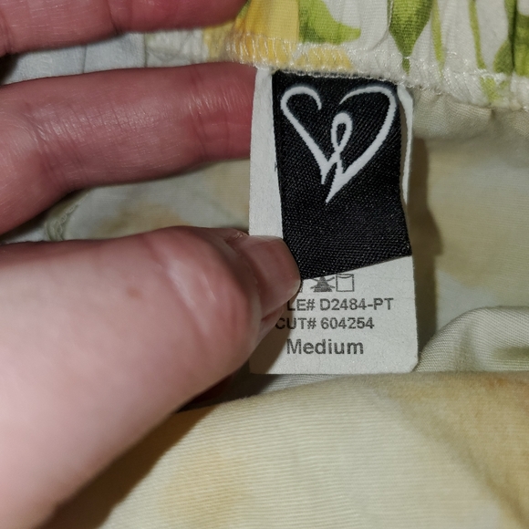 Juniors yellow floral sundress - Picture 3 of 3